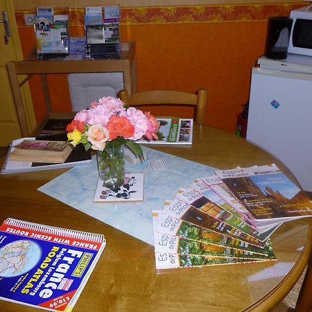 Family Delcour Bed & Breakfast Mailly-Maillet Exterior foto