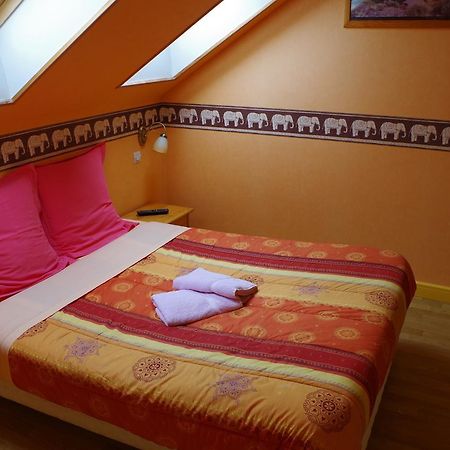 Family Delcour Bed & Breakfast Mailly-Maillet Exterior foto