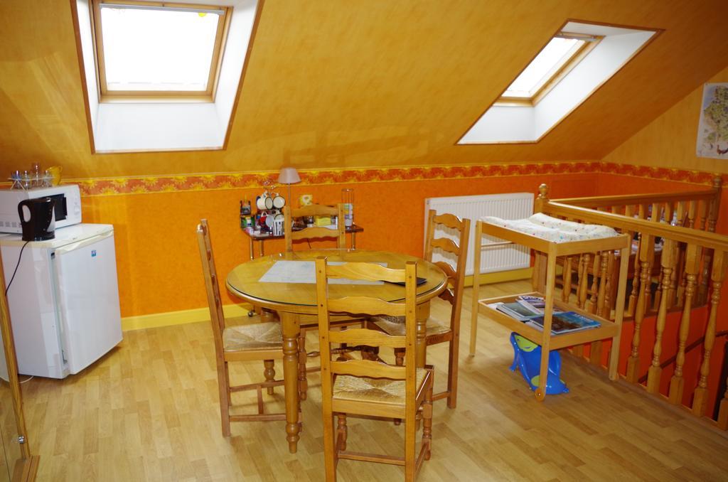 Family Delcour Bed & Breakfast Mailly-Maillet Exterior foto