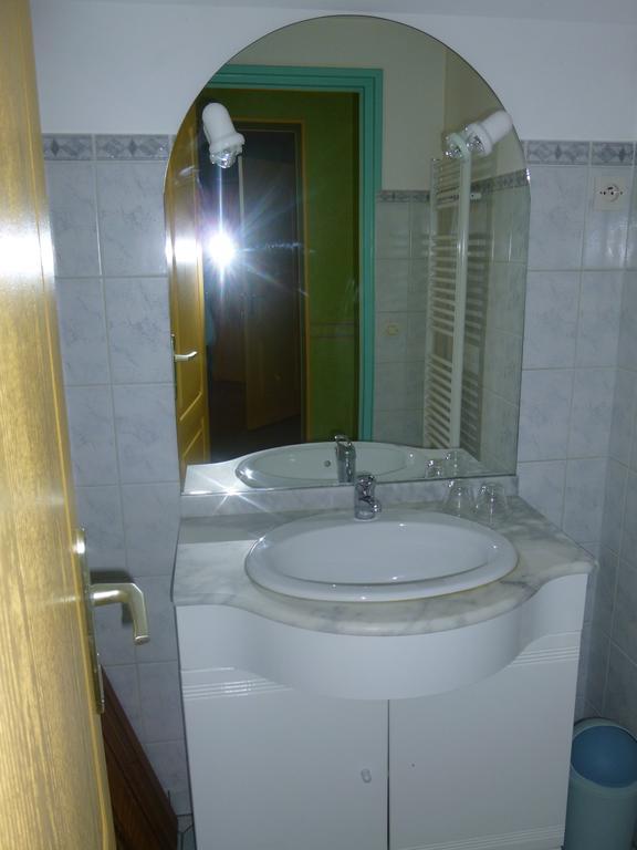 Family Delcour Bed & Breakfast Mailly-Maillet Exterior foto