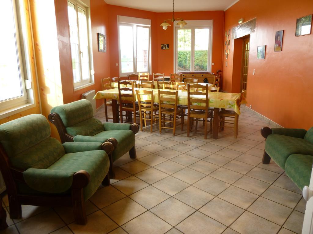 Family Delcour Bed & Breakfast Mailly-Maillet Exterior foto